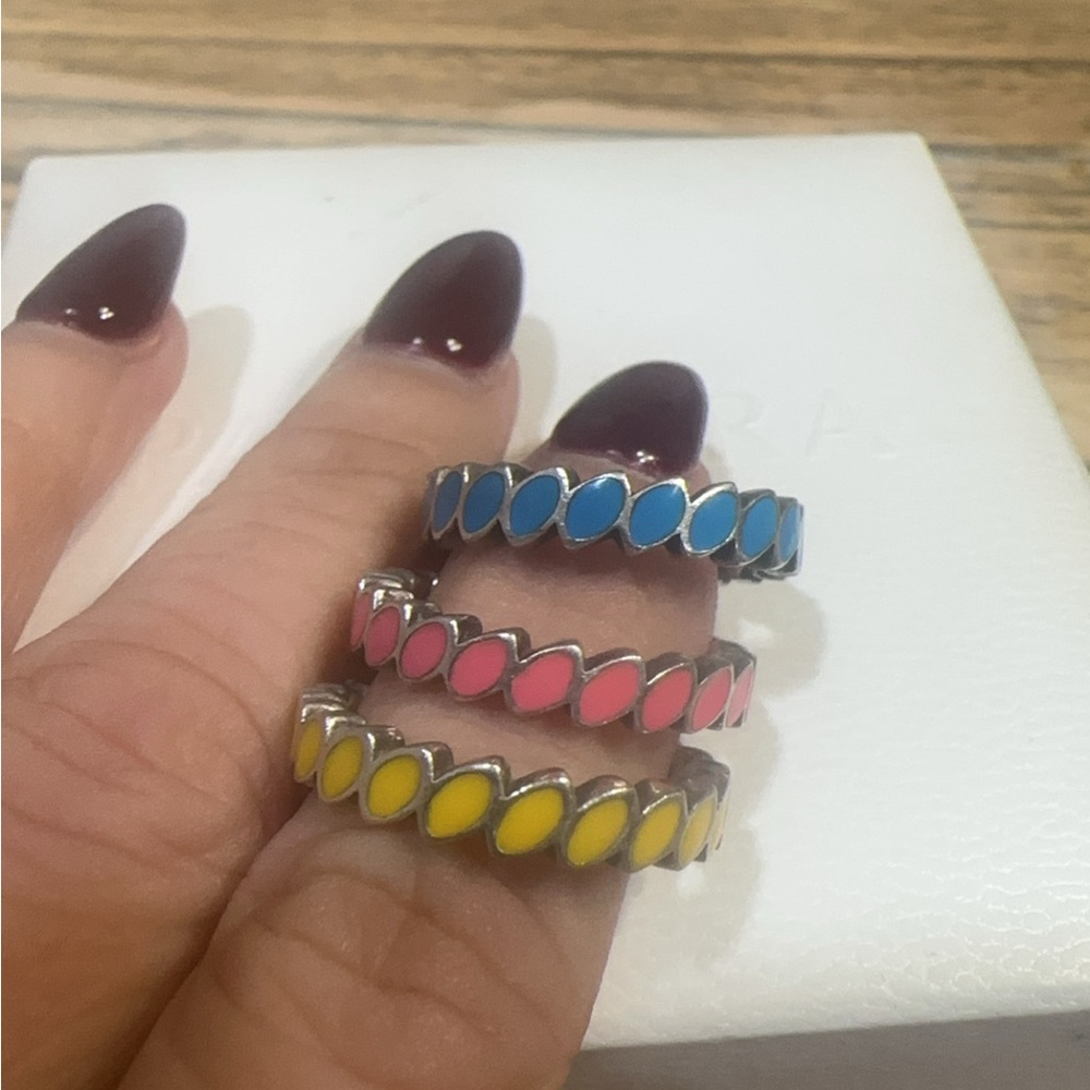 Pandora ring